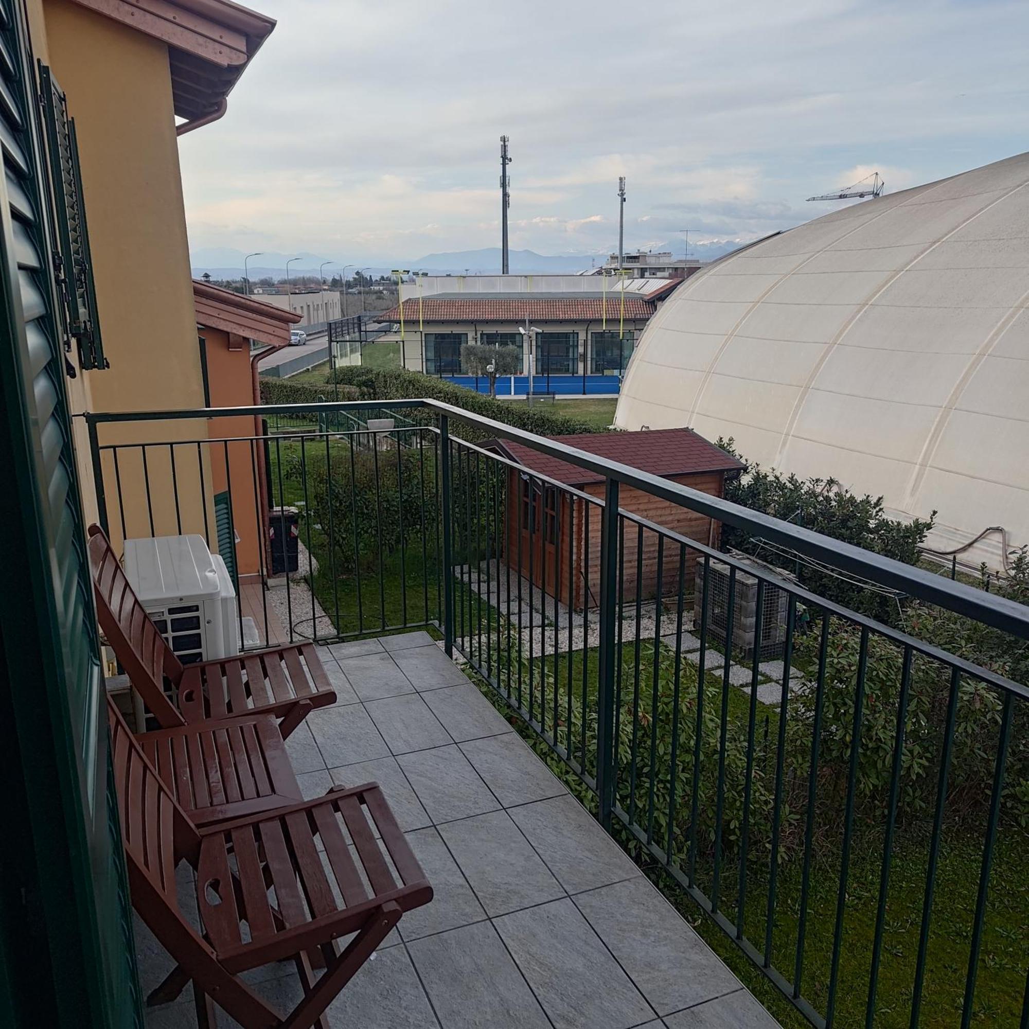 Peschiera Appartamenti Vacanze Peschiera del Garda Cameră foto
